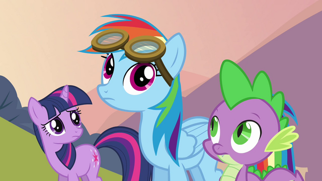 File:Twilight and Spike looking at Rainbow S2E22.png