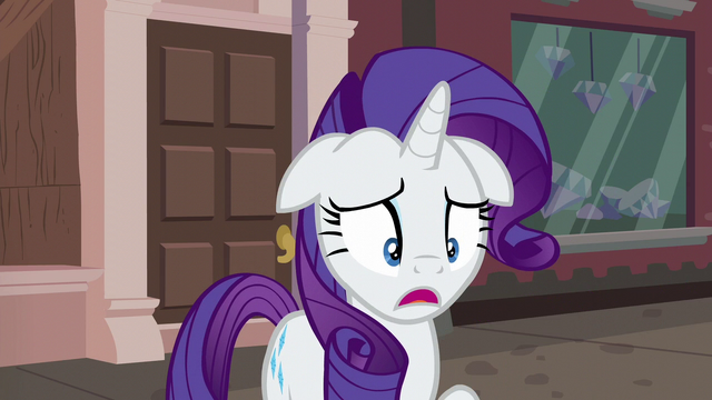 File:Rarity starting to panic S6E3.png