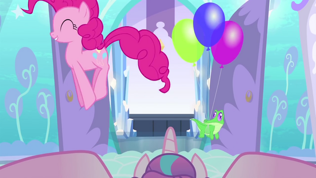 File:Pinkie bounces around Flurry Heart's crib BFHHS1.png