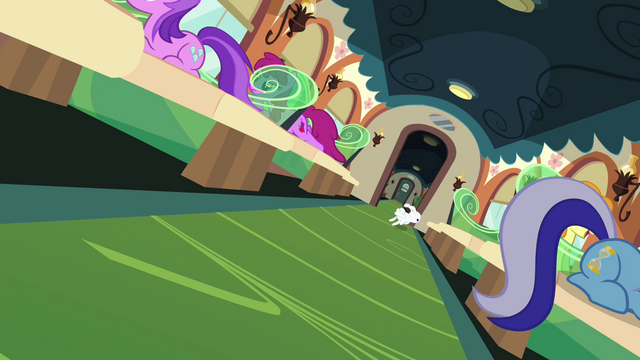 File:Angel bounces away S03E11.png