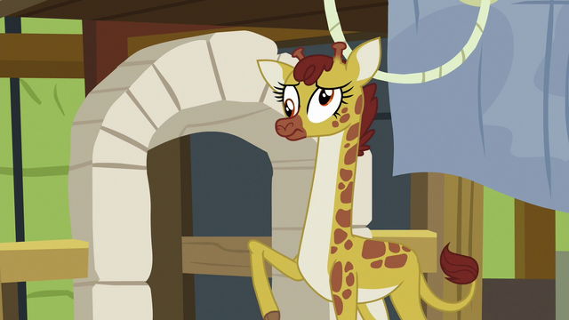 File:Giraffe dizzy S7E5.png
