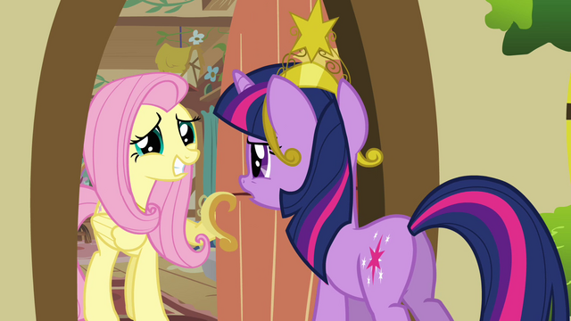 File:Fluttershy nervous grin S03E10.png