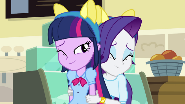 File:Rarity hugging Twilight EG.png