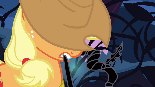 File:Applejack traps the vine S4E02.png
