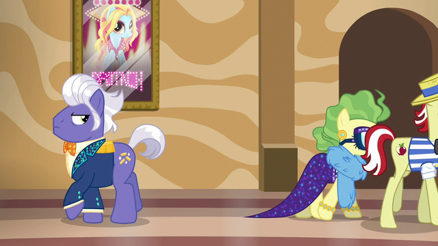 File:Gladmane walks away from Impossibly Rich annoyed S6E20.png