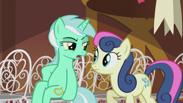 File:Lyra "you're not the only one with a secret" S5E9.png