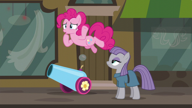 File:Pinkie Pie "uh-oh" S6E3.png