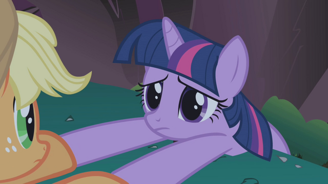 File:Twilight's eyes widen before she lets go S1E02.png