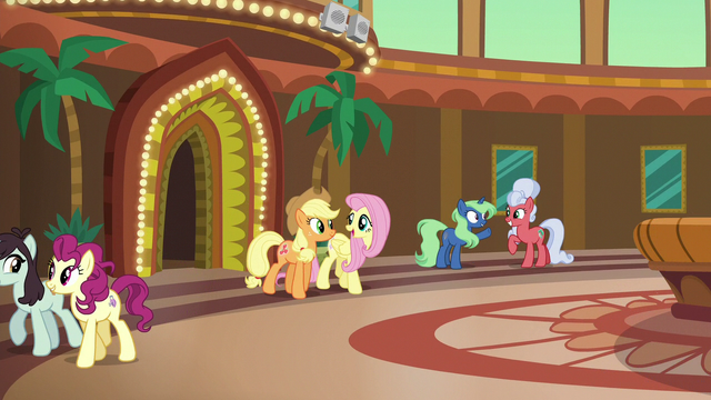 File:Applejack and Fluttershy leaving the resort S6E20.png