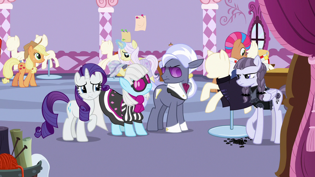 File:Inky Rose and judges getting more annoyed S7E9.png