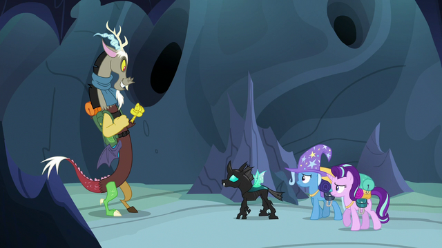 File:Thorax "we gotta find the throne" S6E26.png