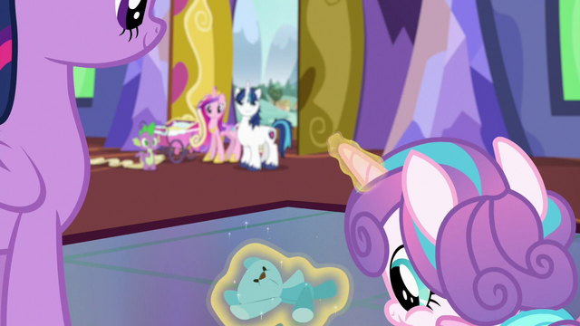 File:Flurry Heart levitating her blue teddy bear S7E3.png