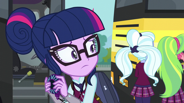 File:Twilight looks at Crystal Prep students uncertain EG3.png