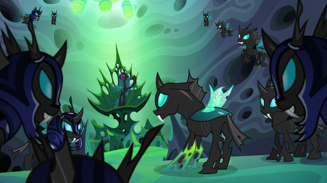 File:Queen Chrysalis "for generations!" S6E26.png