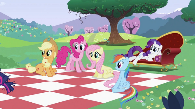 File:Twilight Sparkle's friends S2E03.png