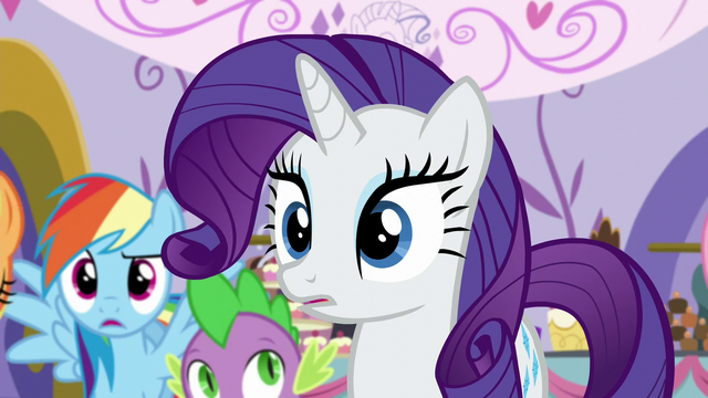 File:Rarity looking S5E14.png