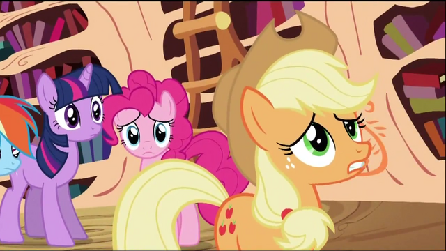 File:Applejack worried S02E03.png