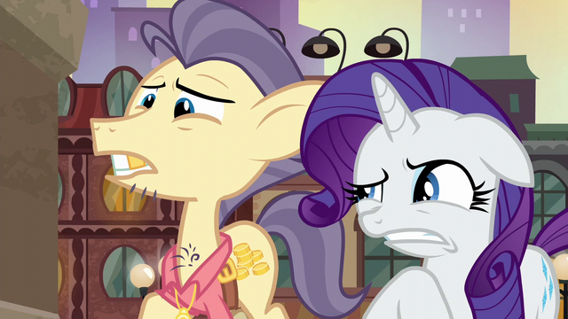 File:Pouch Pony confused S6E3.png