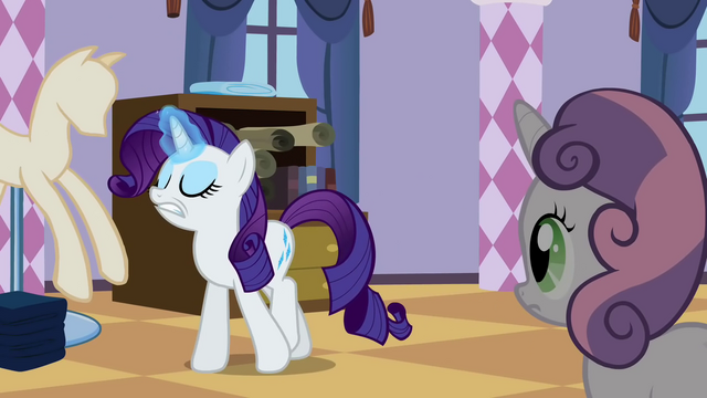 File:Rarity "Clean" S2E05.png