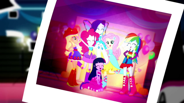 File:Photo of the Mane Six laughing together SS2.png