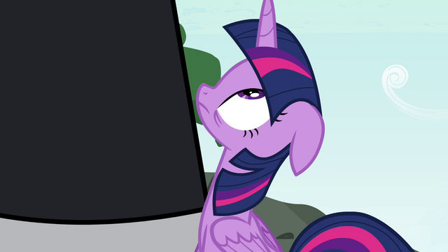 File:Twilight looks up S4E26.png