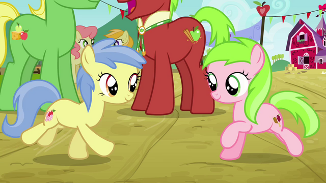 File:Apple Flora and Candy Caramel Tooth run toward each other S3E8.png