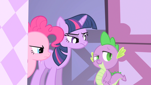 File:Spike sneaky eyebrow S1E20.png