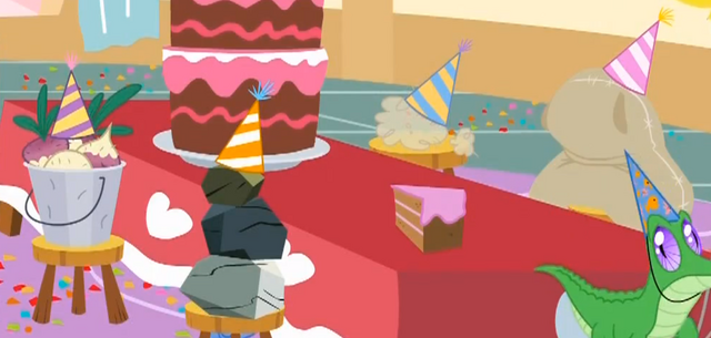 ファイル:Pinkie pies imaginary friends.png