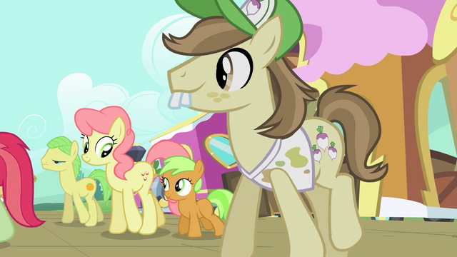 File:Ponies walking S4E13.png