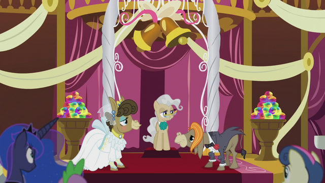 File:Mayor Mare about to start the ceremony S5E9.png