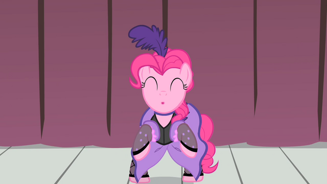 File:Pinkie Pie through S01E21.png