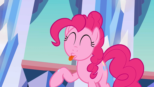 File:Pinkie Pie Raspberry S3E12.png