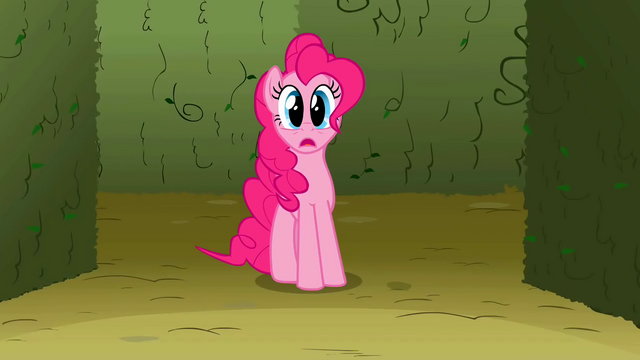 File:Pinkie Pie gasping S2E1.png