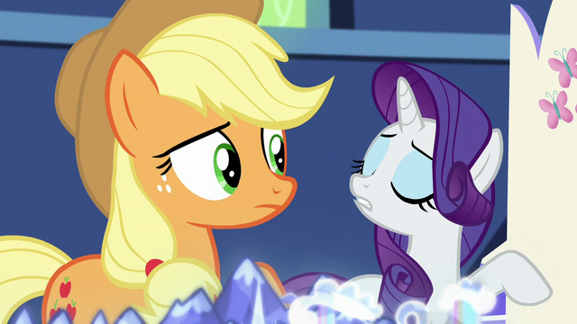 File:Rarity scoffing S5E16.png