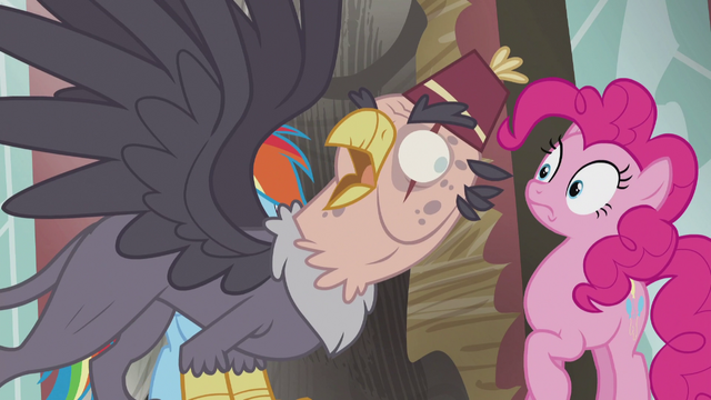 File:Gruff "Tough tailfeathers!" S5E8.png