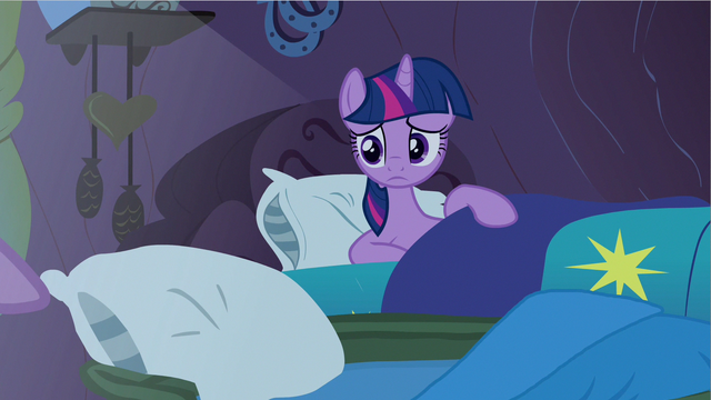 File:Twilight looks sad S2E21.png