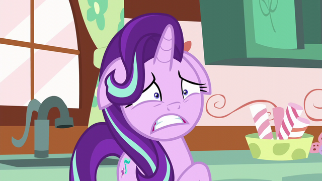 File:Starlight Glimmer wincing S6E6.png