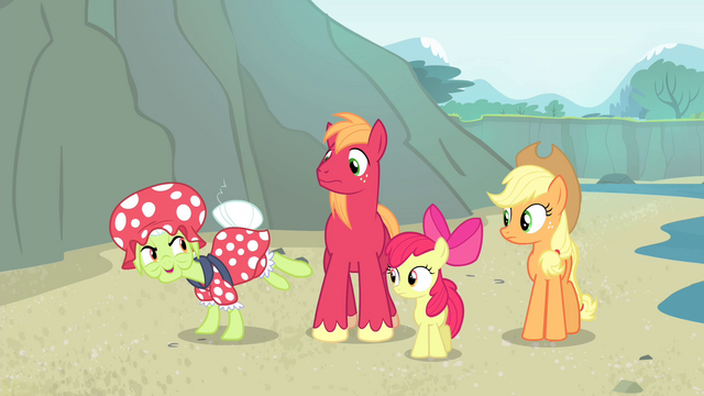 File:Granny wants to buck some apples S4E20.png