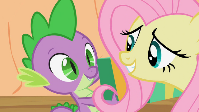 File:Fluttershy Spike Present S2E10.png