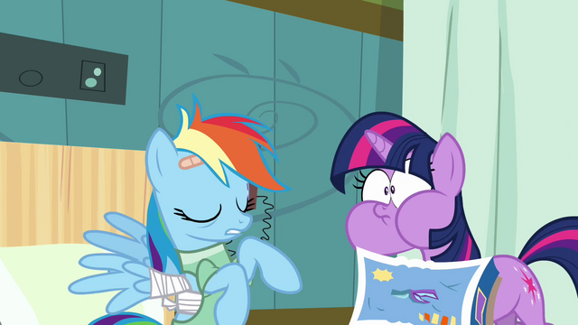 File:SeverlyScrewyTwilightFace S02E16.png