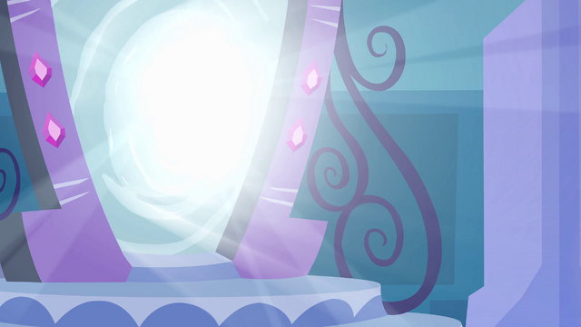 File:Crystal Mirror shimmering bright EG.png