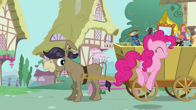 File:Pinkie Pie sings random song for Cranky S02E18.png