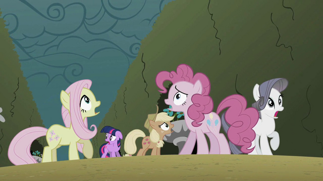 File:Main 5 surprised S2E01.png