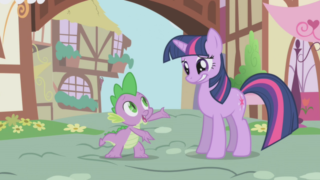 File:Twilight with an awkward smile S1E6.png