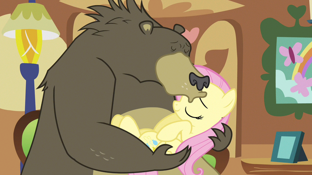 File:Bear kisses Fluttershy S3E13.png
