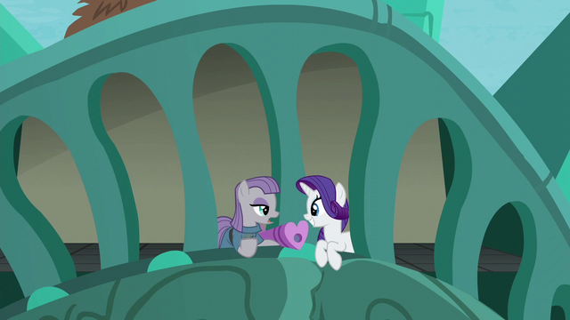 File:Maud "It's breathtaking" S6E3.png