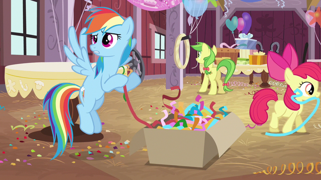 File:Rainbow Dash being cute S2E14.png