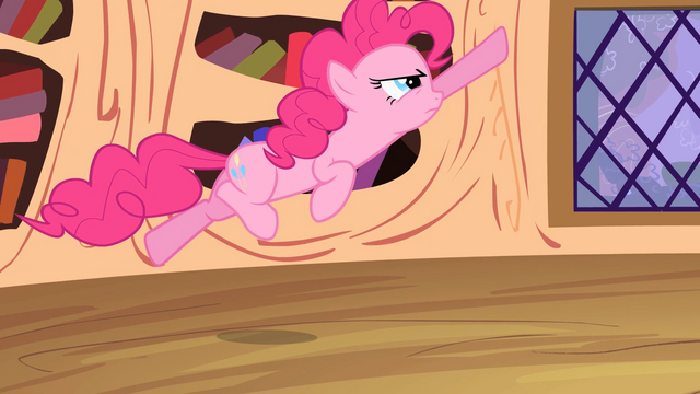 File:Pinkie Pie Supermare S2E3.png