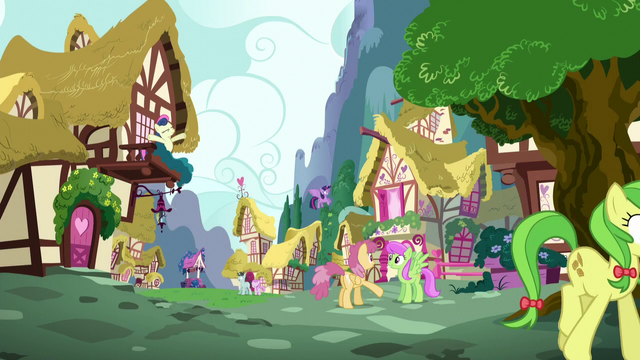 File:Twilight searching S5E11.png