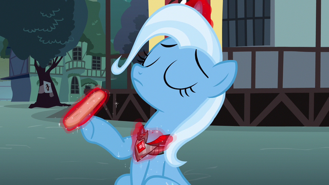 File:Trixie filing hoof S3E5.png